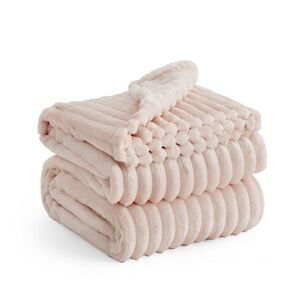 Bedsure Full/Queen Plush Blanket Crystal Pink
